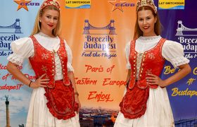Danube river cruise Budapest with folk show