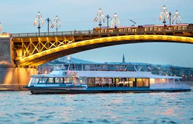 Danube river cruise Budapest with sightseeing